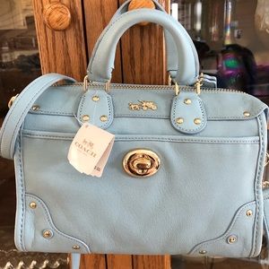 Coach purse new with tag.